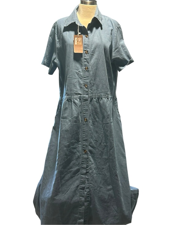 utcoco Dresses & Skirts - Button-Front Utcoco Denim Dress in Washed Blue NWT